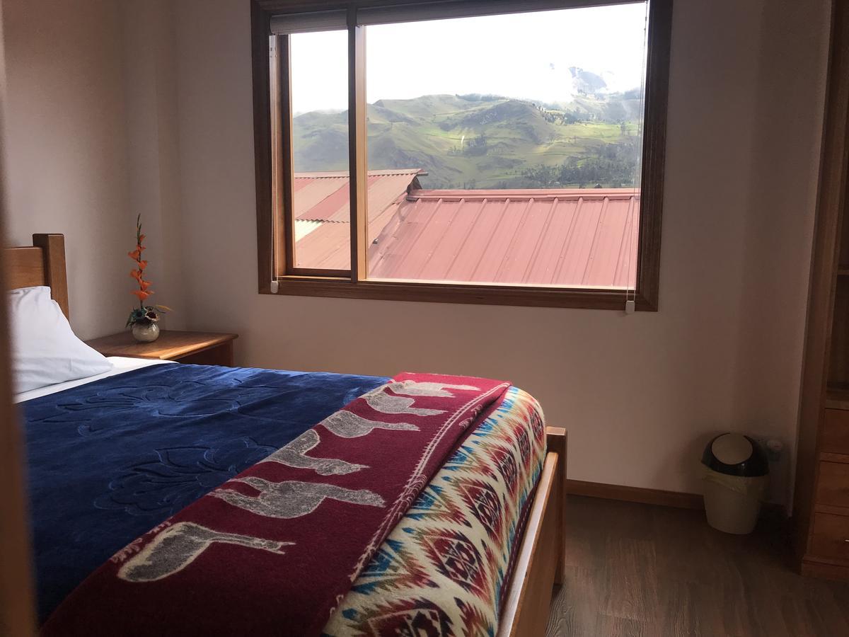 Community Hostel Alausi Luaran gambar