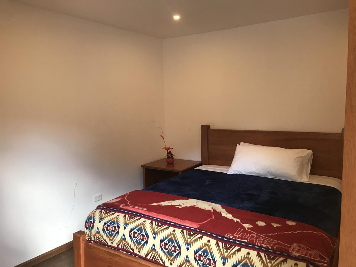 Community Hostel Alausi Luaran gambar